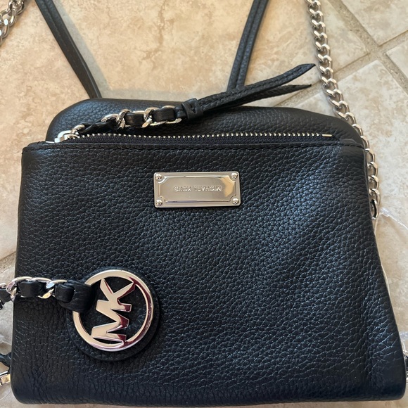 Michael Kors Handbags - Michael Kors Purse